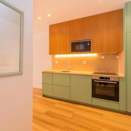 Palace - A Chic Getaway *