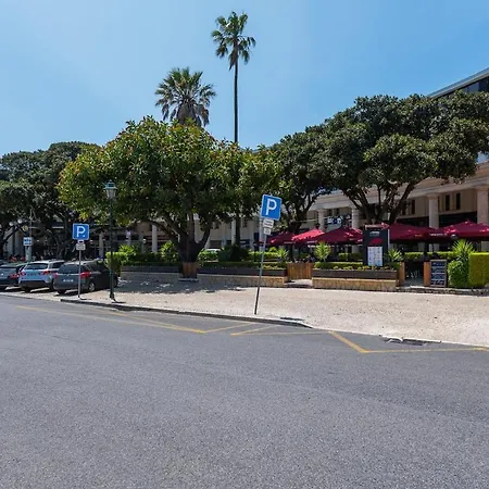 Palace - A Chic Getaway Apartamento