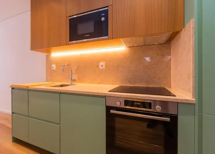 Palace - A Chic Getaway Estoril