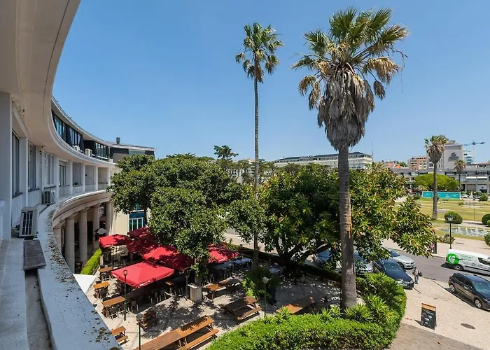 Palace - A Chic Getaway * Estoril